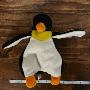 Vintage Collectible Plush Penguin Beanie Baby named Waddle
